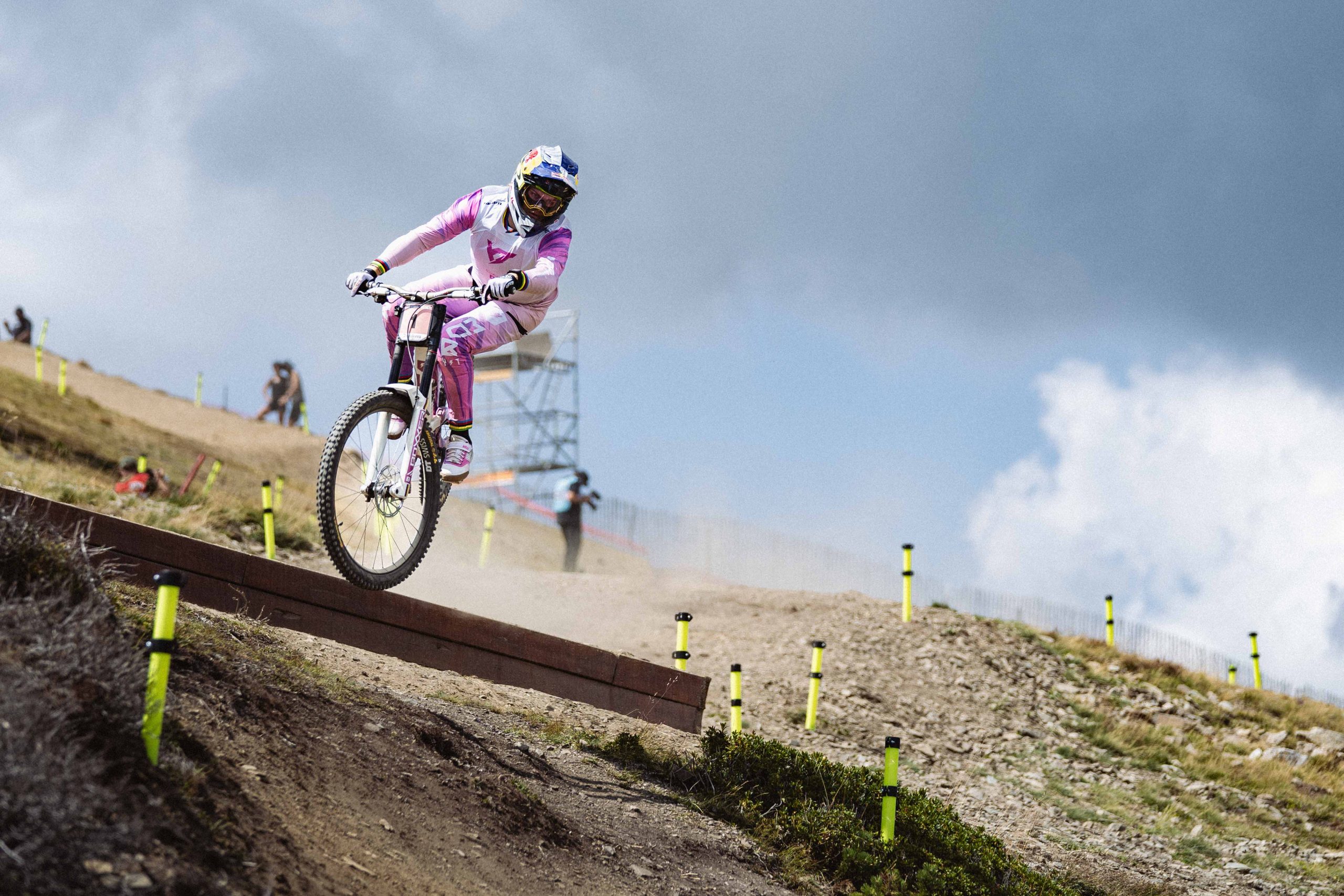 2024_DH_world championships_day 1_training elite women_c_monica gasbichler-18 (1)